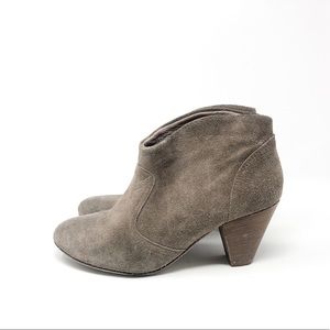 Steven by Steve Madden Pembrook booties